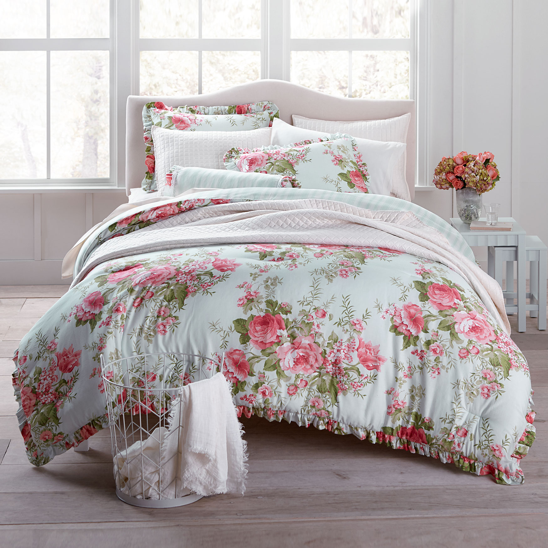 Brianna Cabbage Rose Comforter King Size