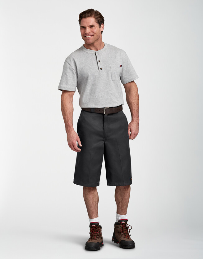 Dickies 13 Loose Fit Multi-Use Pocket Work Shorts